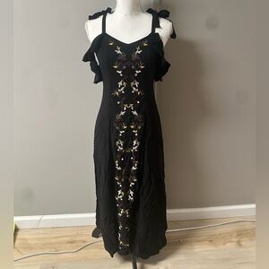 Francesca's Collections Black Floral Midi Dress